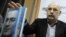 Russia -- Writer Boris Akunin presents "Mikhail Khodorkovsky: Articles. Dialogues. Interviews" at a book launch in Moscow, 20Jan2011