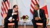 Wikileaks: спецслужбы США прослушивали телефон Франсуа Олланда 
