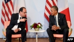 Президент США Барак Обама и президент Франции Франсуа Олланд во время саммита G7 в замке Эльмау в Баварии, июнь 2015 года
