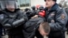 В Томске полицейские задержали подростков и избили их, Следственный комитет открыл дело 