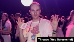 Кирилл Плышевский в VIP-зоне на концерте шведской певицы Зары Ларссон в Берлине в 2025 году