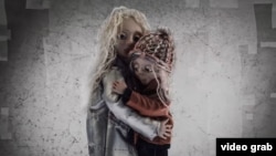  Фрагмент видеоклипа Марички на ее песню 4.5.0., послание от матери своему похищенному ребенку