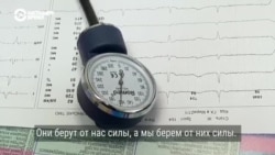 "Пациенты берут от нас силы, а мы берем силы от них". Из фронтового Купянска в Харьков эвакуировали целую больницу с врачами