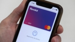 Банк Revolut начал блокировать счета живущим в ЕС россиянам: что произошло?