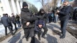 Массовые задержания в Казахстане в день съезда правящей партии