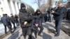 "Де-факто мирные собрания в Казахстане запрещены". Правозащитник о задержаниях в Астане и Алма-Ате