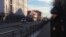 Полицейский на месте взрыва у здания ФСБ в Архангельске. 31 октября 2018 года
