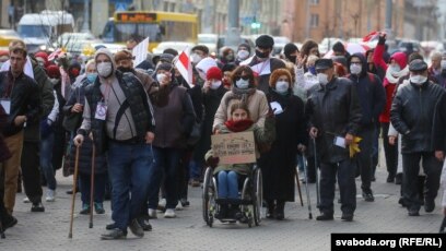 Zaderzhaniya Zhilcov Protestnogo Doma Bolee 120 Politzaklyuchennyh Chto Proishodilo V Belarusi 5 Noyabrya