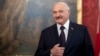 "Я посиневшими пальцами за кресло держаться не буду". Лукашенко объявил о выдвижении на новый срок