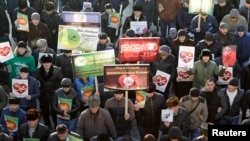 "Мы любим пророка!" - митинг в Грозном 