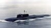 Экс-командующий Северным флотом заявил, что "Курск" затонул от столкновения с иностранной подлодкой. Кремль отказался это комментировать