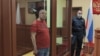 Отца Ивана Жданова снова задержали и отправили в СИЗО 