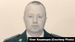 Олег Кашинцев в полицейской форме