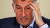 Сенат Чехии призвал премьер-министра страны Бабиша уйти в отставку