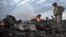 Сепаратисты на месте крушения "Боинга" МН-17 недалеко от Грабово в Донбассе