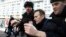 Полиция задерживает Навального на митинге 26 марта 
