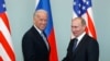 "У Путина пустая колода, больше нет козырей". Политолог Дмитрий Орешкин – о санкциях США и ответе России 
