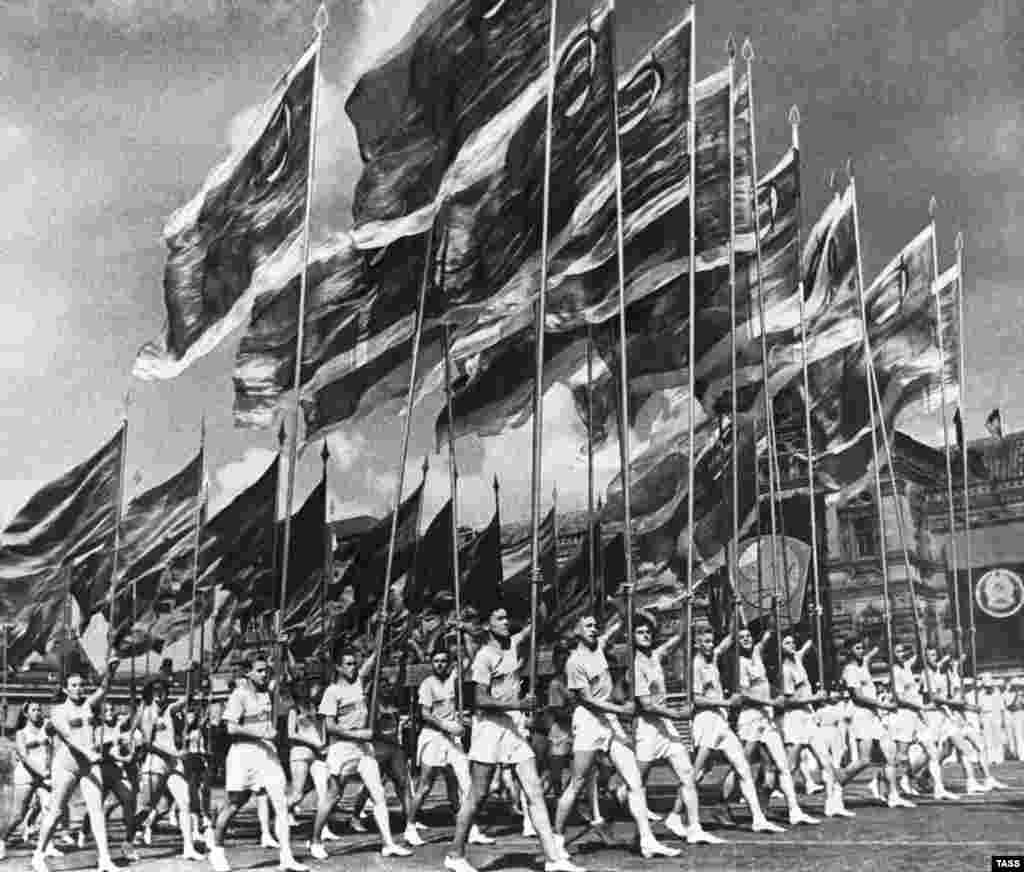 Торжественный парад в Москве, 1947 год