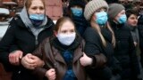 "Левада-Центр": "Люди перестраивают отношения с властью"