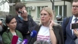 Соболь: "Это такой короткий поводок, на который меня Кремль хочет посадить"