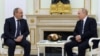 Утро: Кремль просит не арестовывать Путина
