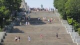 Без гидрозащиты и с плиткой вместо гранита: Одесса недовольна реконструкцией Потемкинской лестницы