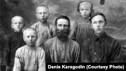 Степан Карагодин, расстрелянный сотрудниками НКВД, и его семья