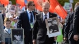 Предложения о перемирии и споры о визите европейских лидеров в Москву. Что происходит перед празднованием 9 мая