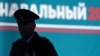 Экс-координатор штаба Навального в Уфе Чанышева задержана по экстремистской статье. В Башкирии и Кузбассе были обыски у сторонников политика