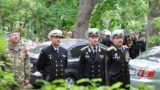 В Одессе ветерана пришел поздравить с 9 мая целый военный оркестр