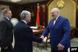 Джон Коул и Александр Лукашенко