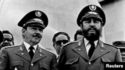 Фидель и Рауль в 1979 году. Рамон тоже был тогда молод 