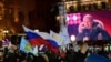 ФОМ: большинство россиян считают аннексию Крыма правильной, 39% – полезной