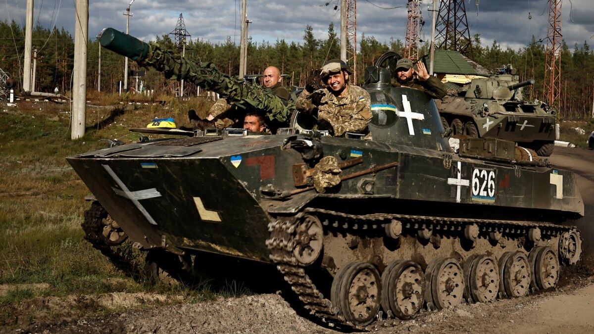 С начала полномасштабной войны Россия оставила в Украине больше вооружения,  чем передали Киеву западные страны – WSJ