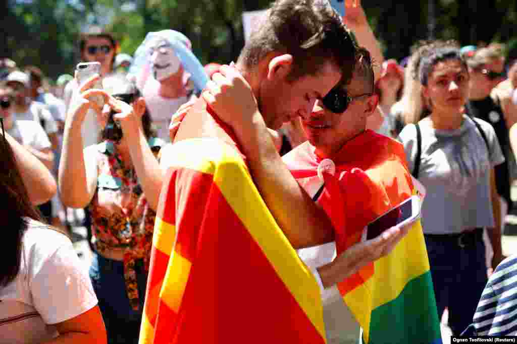 Во многих балканских странах, включая Сербию и Косово, гей-парады уже прошли.&nbsp;В сентябре гей-парад пройдет в Боснии