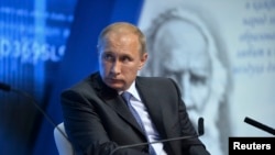 По словам Владимира Путина, во Второй мировой войне Польша всего лишь получила "ответную шайбу"