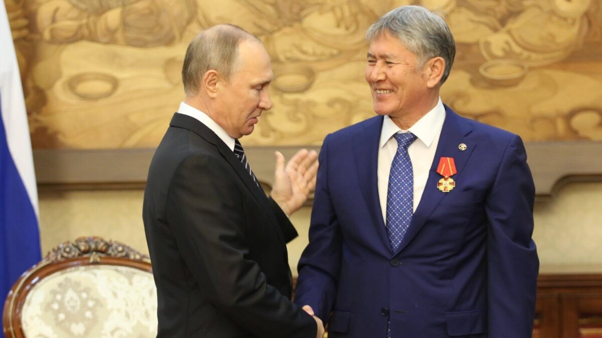 Президент Кыргызстана выписался из больницы в Москве