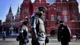 Почему на выходных было столько полиции в Москве и Санкт-Петербурге