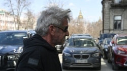 Актер Шон Пенн вместо церемонии "Оскар" приехал в Украину