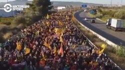 Барселона парализована: в протестах участвуют десятки тысяч человек