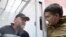 Савченко общается с арестованным Владимиром Рубаном