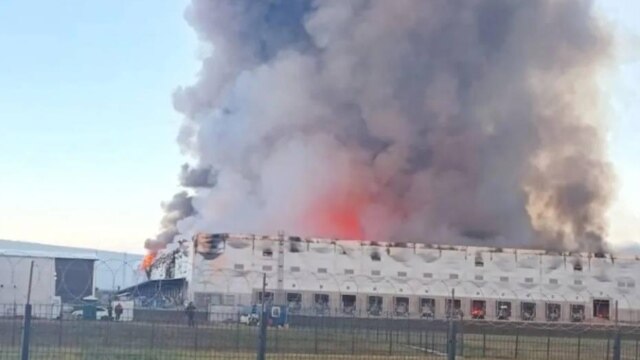 Заводы и склад Ozon. Украина обстреляла несколько регионов РФ в одной из крупнейших атак