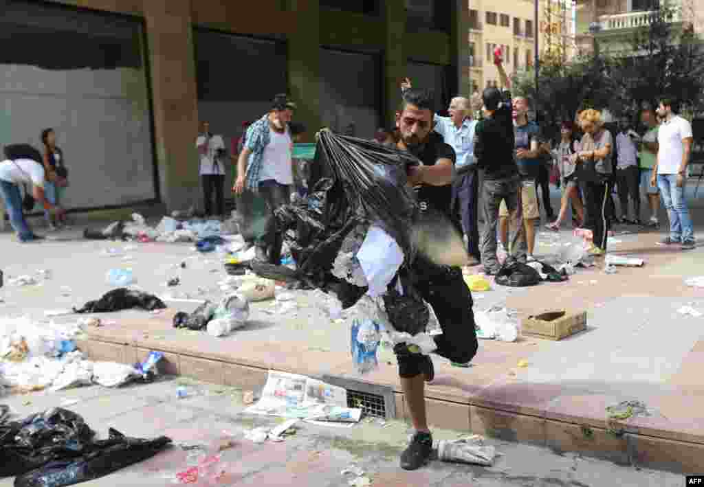 Прямо на выезде из Бейрута, столицы Ливана, долгое время действовала свалка, которую власти закрыли из-за жалоб жителей