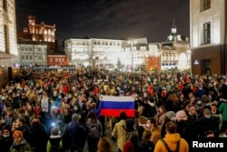 Протестующие прошли по улицам Москвы: от Тверской до Охотного ряда, через Лубянку и Кузнецкий мост к Бульварному кольцу. Фото: Reuters