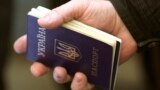 Крымские татары уезжают из России и массово восстанавливают украинские паспорта: как это происходит