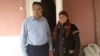 Узбекский журналист, который шел пешком в Ташкент, получил более 2 лет условно за "массовые беспорядки" и контрабанду
