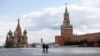 Роспотребнадзор заявил, что в Москве можно снимать карантинные ограничения. Власти ранее считали, что это "рано" делать