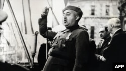 Франко в Бильбао в 1939 году