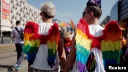 Гей-парад в Варшаве