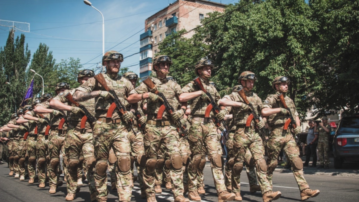 Командир батальона азов фото